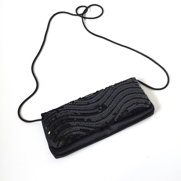 La Regale Handbags - LA REGALE SEQUINED EVENING BAG